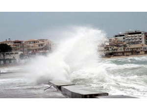 Ege Denizi’nde Fırtına Bekleniyor