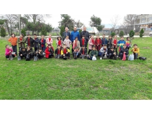 Baharın Gelişini Fidan Dikerek Kutladılar