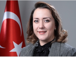 Çelik: “8 Mart Dünya Kadınlar Günü’nü Kahraman Türk Kadınlarına İthaf Ediyoruz”