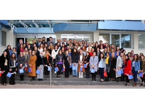 Dicle Elektrik 8 Mart Kadınlar Günü’nü Erken Kutladı