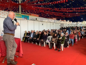 Prof. Dr. Şimşirgil’e Isparta Kitap Fuarı’nda Yoğun İlgi