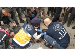 Sokak Ortasında ’Bakışma’ Yüzünden Silahlı Saldırı: 1 Yaralı