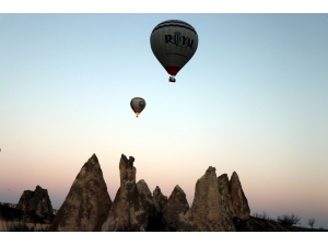 Kapadokya’da Balonların Görsel Şöleni