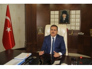 Vali Akbıyık’tan Kadınlar Günü Mesajı