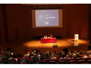 ‘Siyaset, Hukuk Ve Medyada Kadın Algısı Ve Hakları’ Paneli Düzenlendi