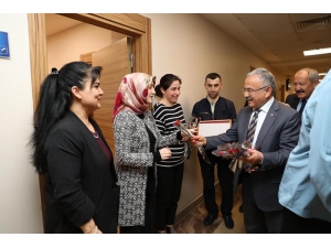 Başkan Güler Dünya Kadınlar Günü’nde Kadın Personelleri Unutmadı