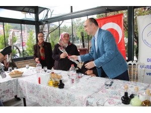 Devrek’te 8 Mart’ta Şehit Anneleri Unutulmadı