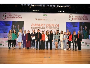 8 Mart Dünya Kadınlar Günü’nde 100 Kadın Stk Bir Araya Geldi