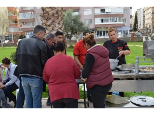 Didimli Romanlar Şehitleri Andı, Kadınları Günlerini Kutladı