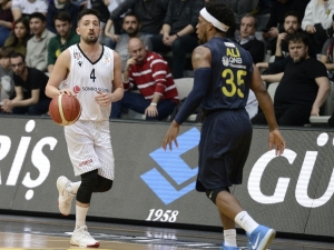 Ing Basketbol Süper Ligi: Beşiktaş: 73 - Fenerbahçe Beko: 74