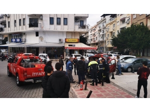 Sahilde Ateş Yakan Vatandaşlar Paniğe Yol Açtı