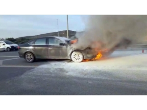 E-5’ Te Otomobil Alev Alev Yandı