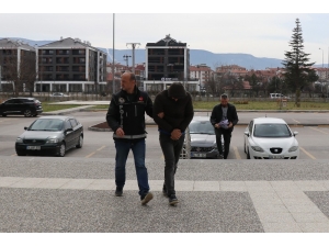 Bolu’da Esrar İle Yakalanan Hemşire Tutuklandı