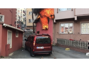 Şişli’de Korku Dolu Anlar: Yangından Çocuklarıyla Kaçtılar