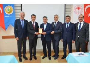 En Çok Orman Emval Alan Tüccarlar Plaketle Ödüllendirildi
