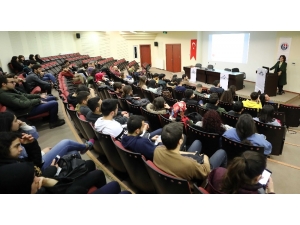 Gaün’de ‘İş Hayatında Kadının Gücü’ Etkinliği