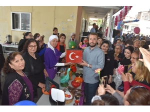 Dünya Emekçi Kadınlar Gününde Kadın Emeği Ve Köylü Pazarı Açıldı