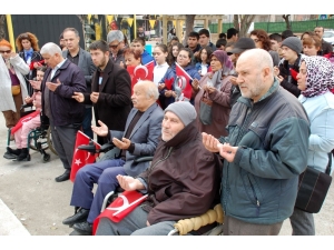 Engelli Dernekleri Ve Öğrenciler Şehitler İçin Yürüdü