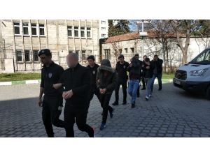 Samsun’da Uyuşturucu Ticaretinden 7 Kişi Adliyeye Sevk Edildi