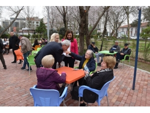 Başkan Güney’den Kadınlara Anlamlı Hediye