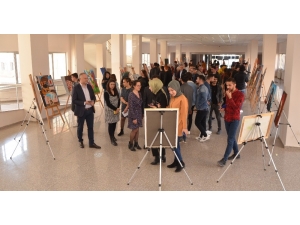 ‘Kadın’ Temalı Resim Sergisi Açıldı