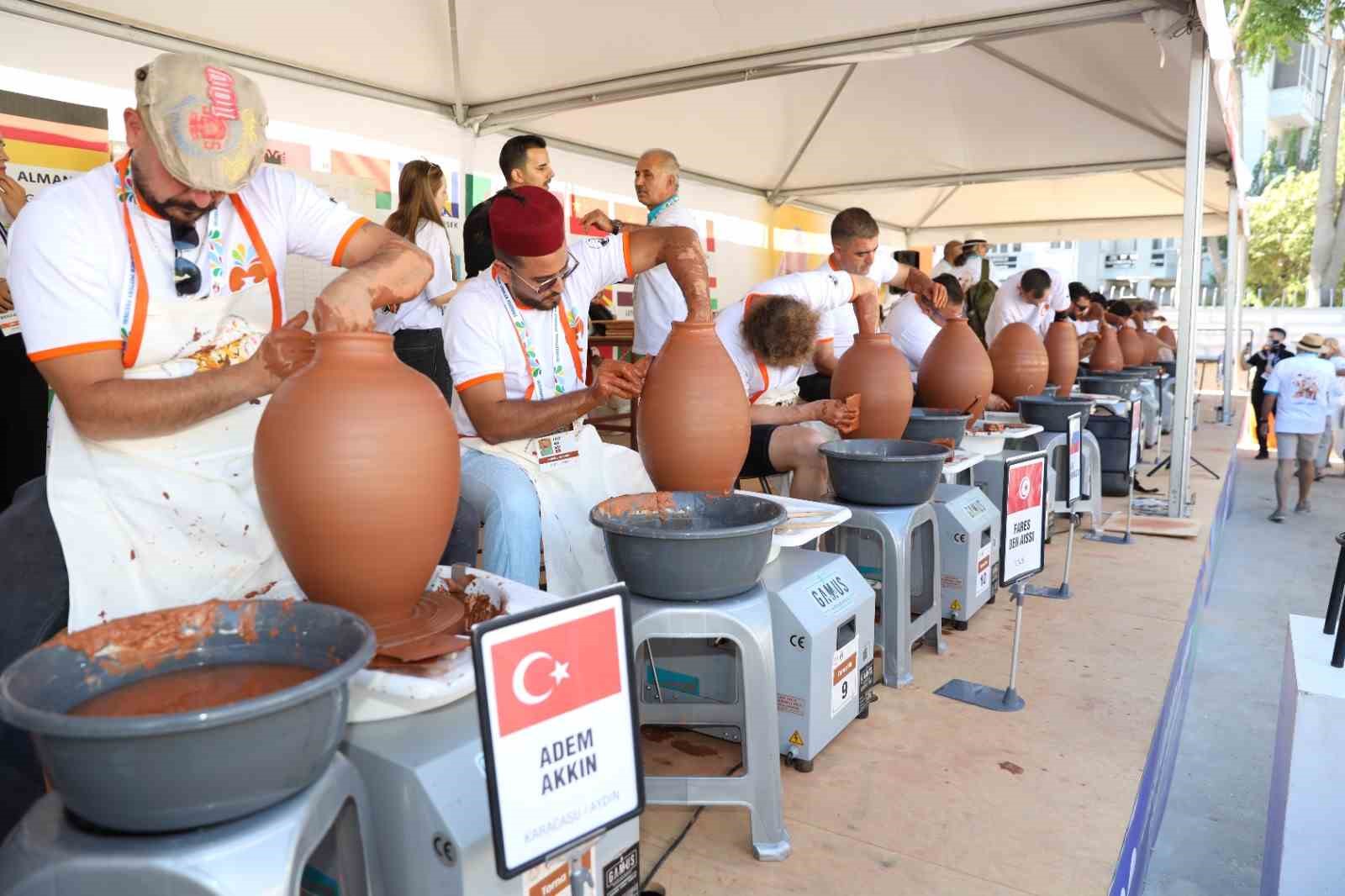 comlek-festivali-nde-dunyaca-unlu-eller-yaristi