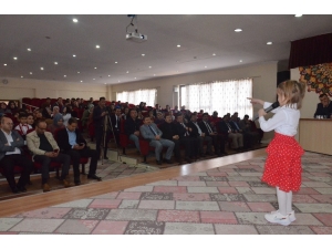 Elbistan’da İstiklal Marşı’nı Güzel Okuma Yarışması