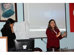 Kadın Emekçiler Öğrenciler İle Buluştu