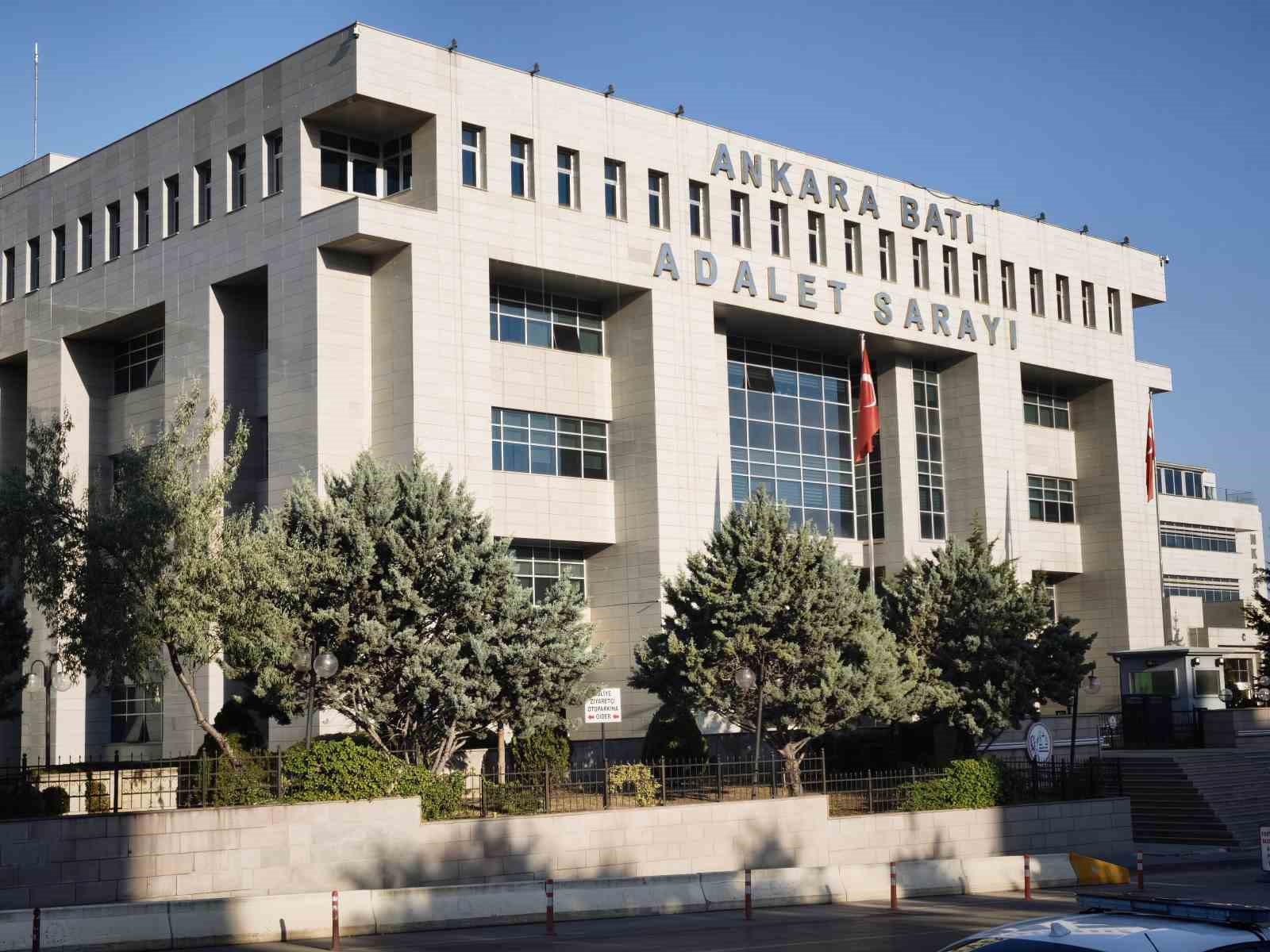etimesgut-belediyesi-operasyonunda-gozaltina-alinanlar-adliyeye-sevk-edildi