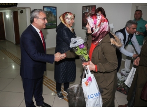 "Emeğin Ve Başarının Simgesisiniz"