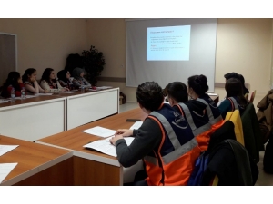 Afad Gönüllülerine İlk Yardım Eğitimi Verildi