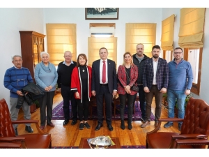 Ayvalık Belediyesi Eğitime Yeni Fidanlar Ekiyor