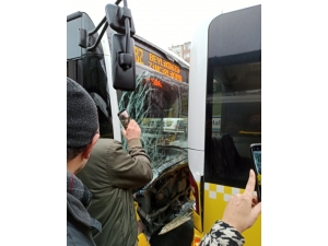 Haliç Köprüsünde Metrobüs Kazası