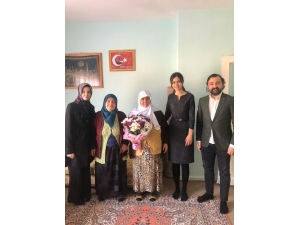 Erzincan Barosu Şehit Annesini Unutmadı