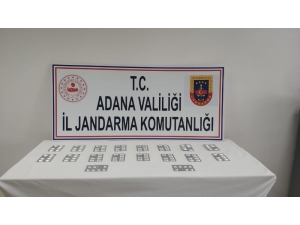 Cezaevine Uyuşturucu Sokmak İsterken Yakalandılar