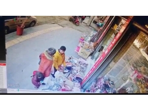 Tencereyi Gözüne Kestirdi, Çocuğa Çaldırttı