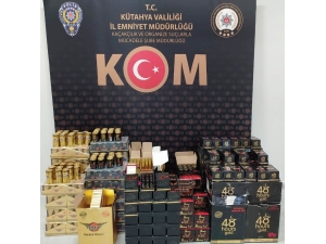 Kütahya’da Cinsel İçerikli Kaçak Ürünler Ele Geçirildi