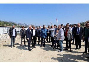 Vali Su, Termal Otel İnşaatında İncelemelerde Bulundu