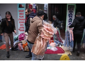 Fatih’te Yangında Can Pazarı