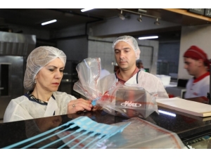 Antalya’da 82 Gıda İşletmesine İdari Para Cezası Uygulandı