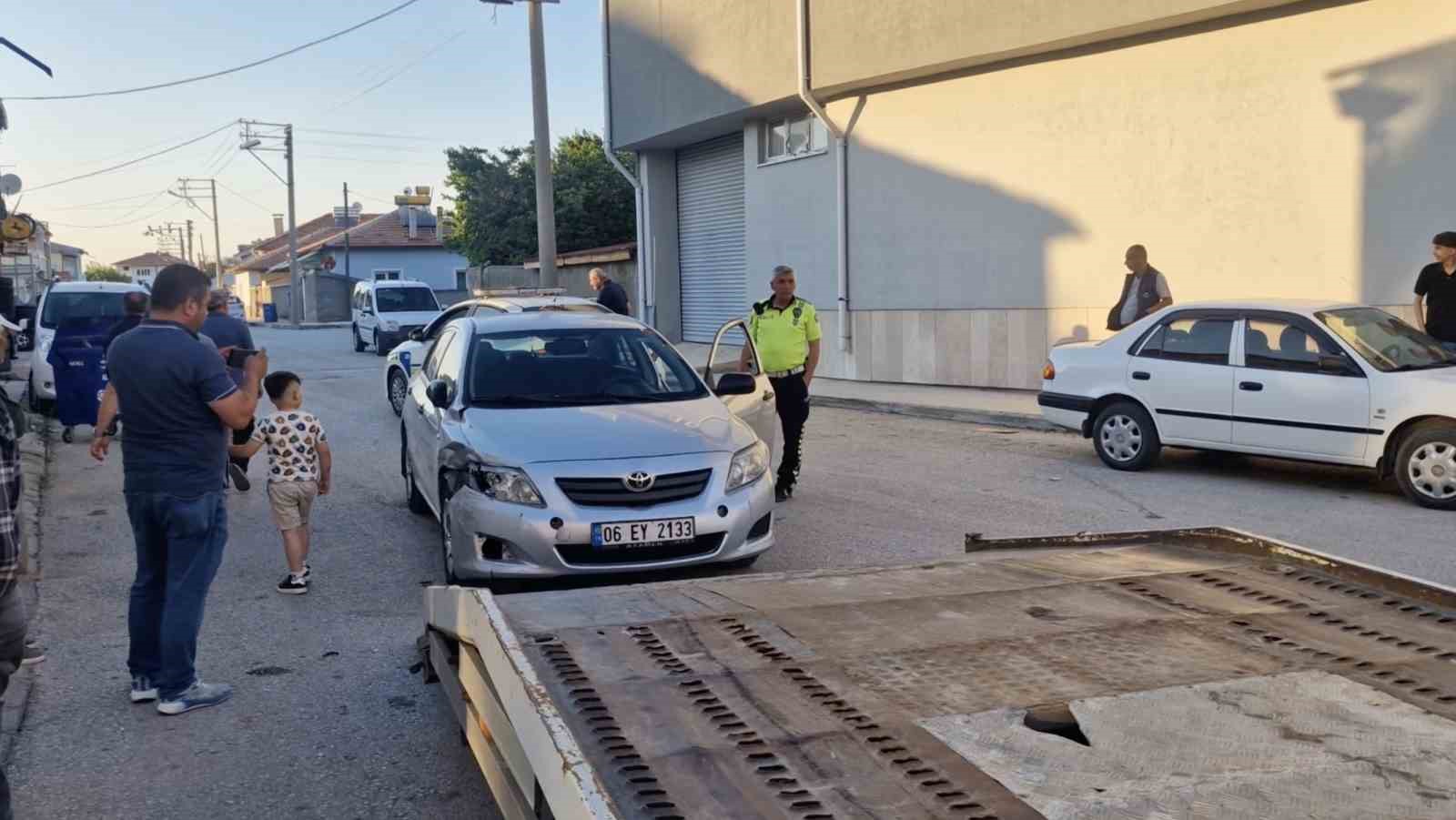 corum-da-alkollu-surucu-park-halindeki-4-araca-carpti-175-bin-lira-ceza-yedi