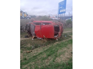 Denizli’de Otomobil Şarampole Devrildi: 1 Ölü