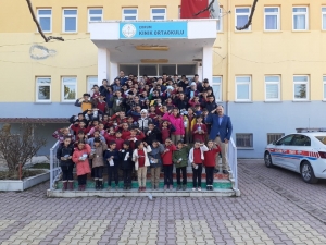 Trafik Dedektifi Öğrencilerden Mehmetçik’e Asker Selamı