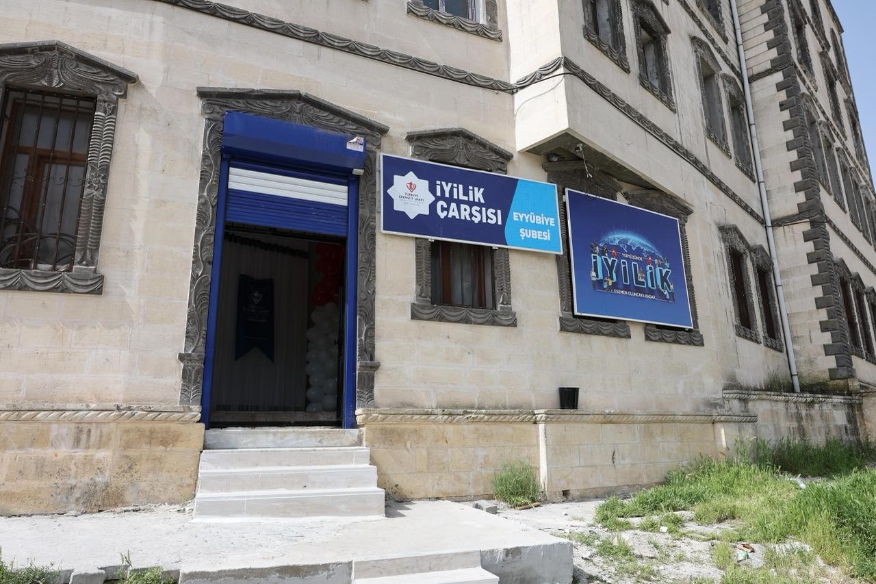 sanliurfa-da-iyilik-carsisi-hizmete-acildi