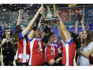 Kıran Kırana Finalde Şampiyon Bahçeşehir