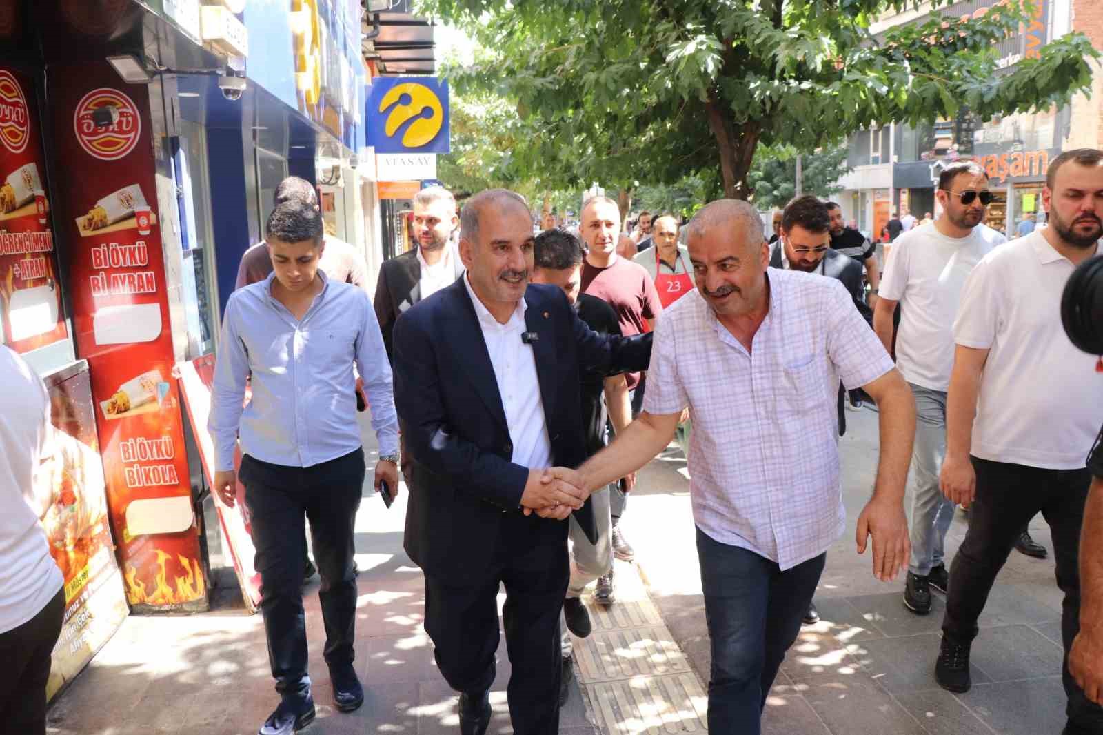 baskan-alan-guclu-yarinlara-birlikte-yuruyecegiz