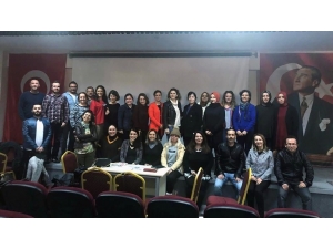 İngilizce Öğretmenlerine ‘Soru Hazırlama Teknikleri’ Eğitimi Verildi