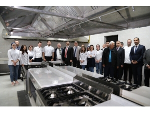 Alkü’lü Öğrenciler İçin Uygulamalı Mutfak