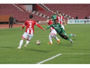 Tff 1. Lig: Eh.balıkesirspor: 1 - Bursaspor: 3