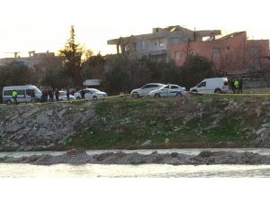 Arazide Patlamamış El Bombası Bulundu